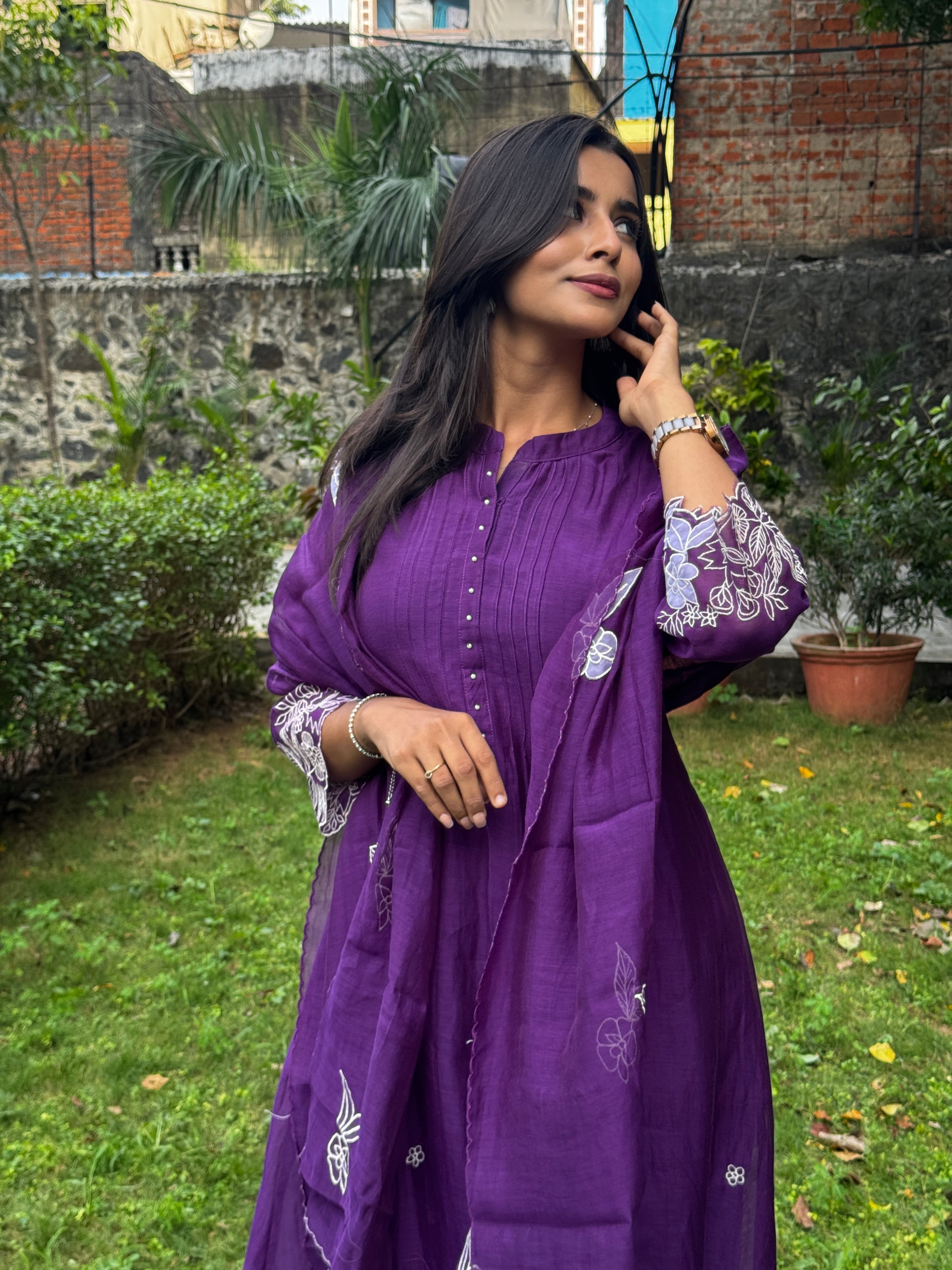PAARUL Premium Mul Chanderi Thread Embroidered Suit Set ❤️