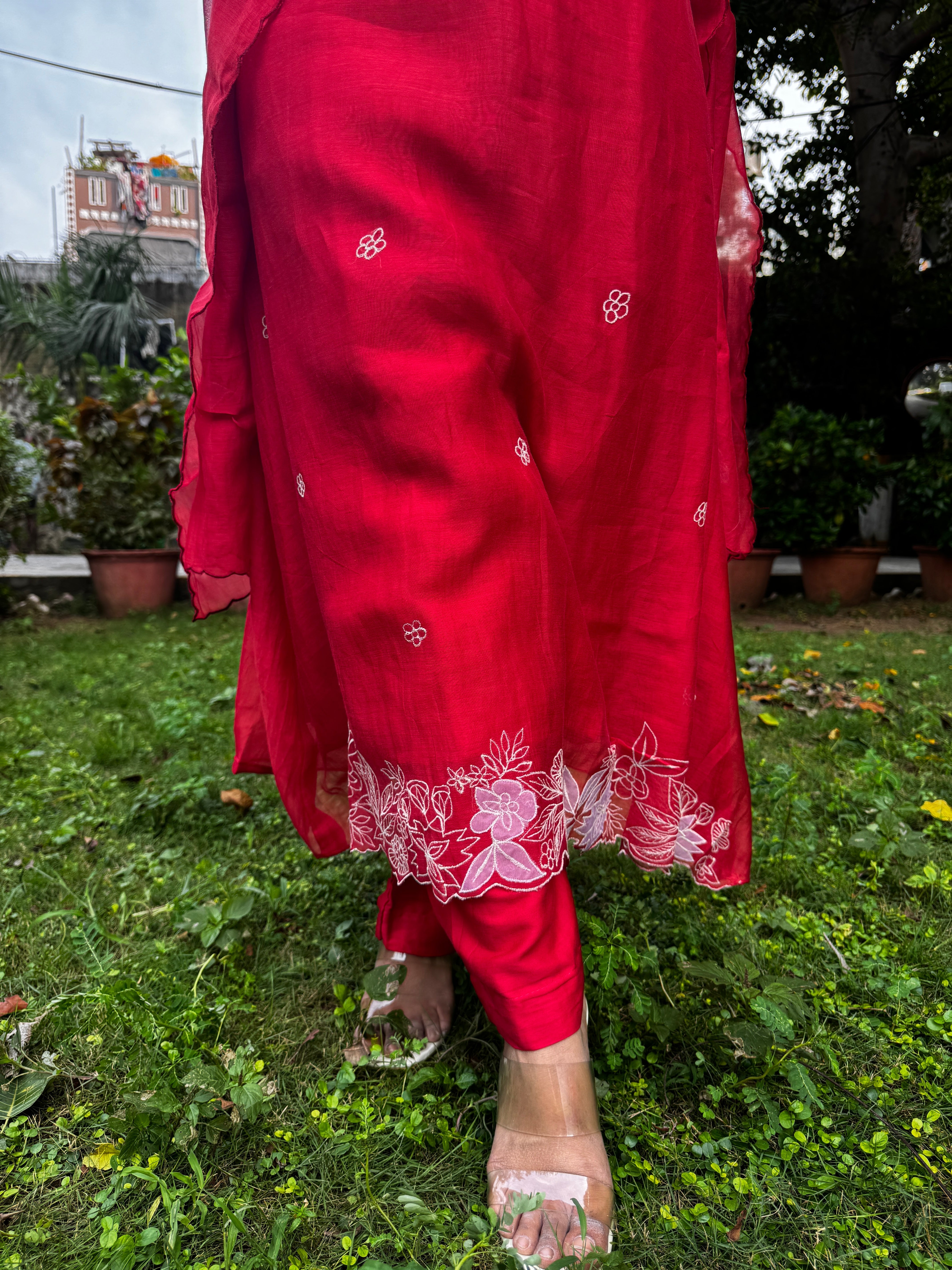 PAARUL Premium Mul Chanderi Thread Embroidered Suit Set ❤️