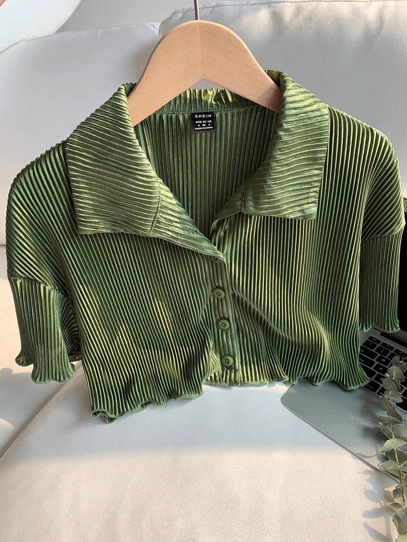 Women's style cropped pleated shirt for spring and summer